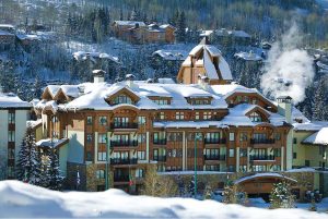 001_luxury-resort-exteior_vail-plaza-hotel